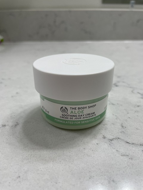 body shop soothing day cream