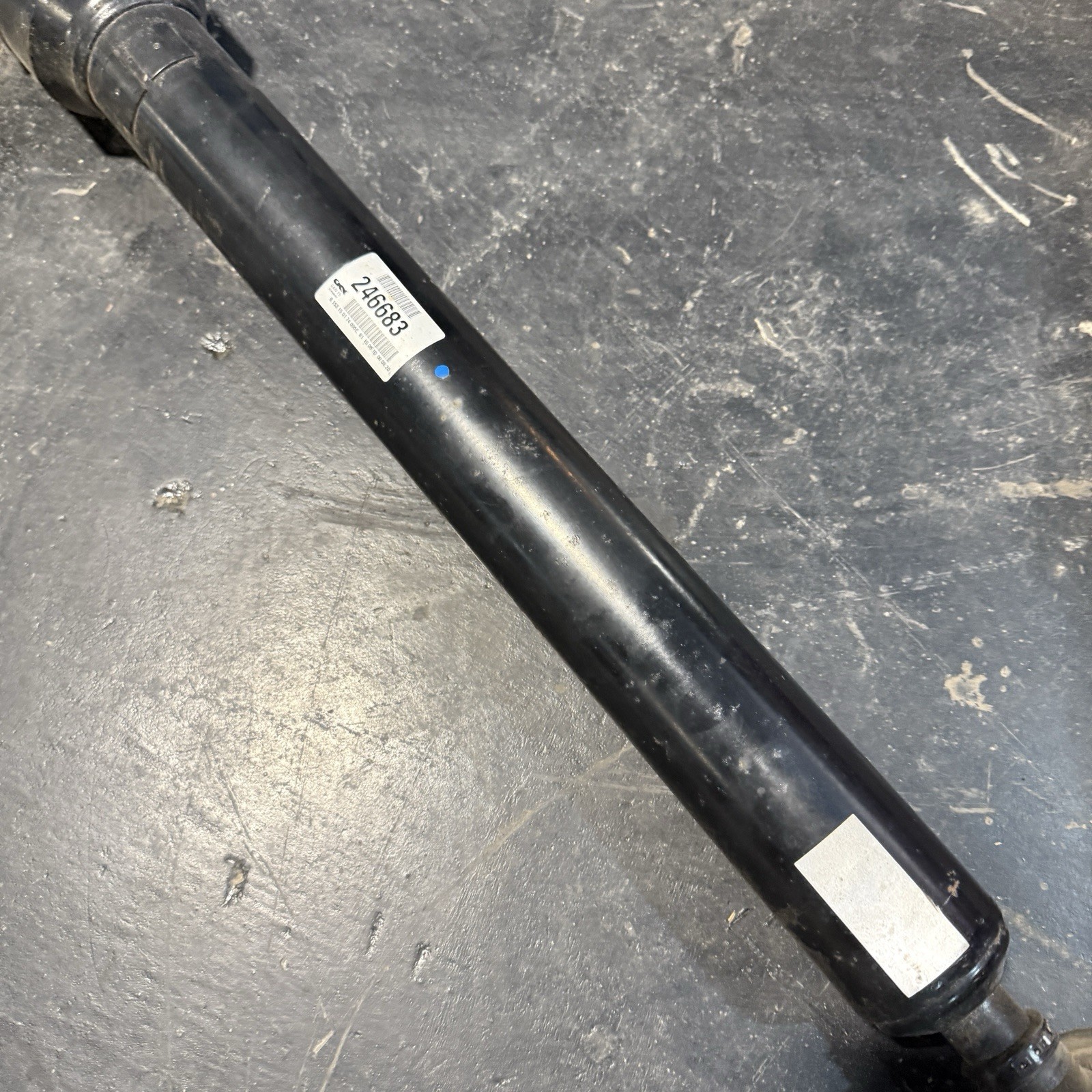 03-08 Maserati Quattroporte Auto Trans Driveshaft M139 Automatic Transmission AT
