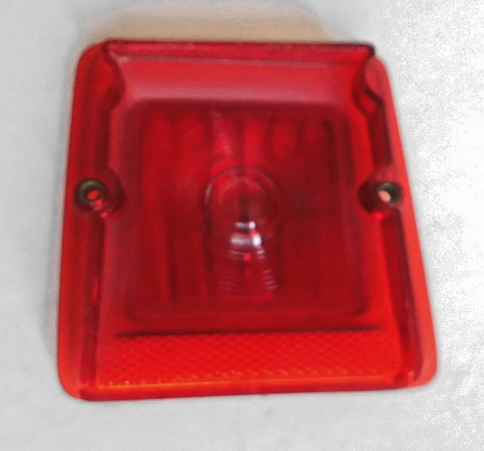 LENTE DE LANTERNA TRASEIRA ESQUERDA LH RAMBLER/AMC AMERICAN STATION WAGON 1966 NOVA NA CAIXA. 3552556. - Imagem 4 de 4