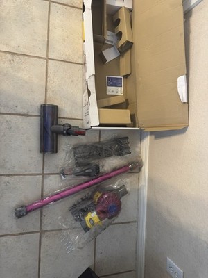 Dyson V7 Motorhead Cordless Stick Vacuum Cleaner w/ Attachents. Workin NoCharger