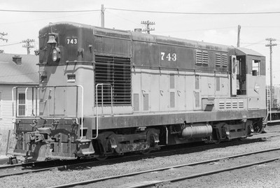 Milwaukee Road FM H12-44 743 bei Council Bluffs, Iowa, 26. Juni 1976 8 x 10 Foto