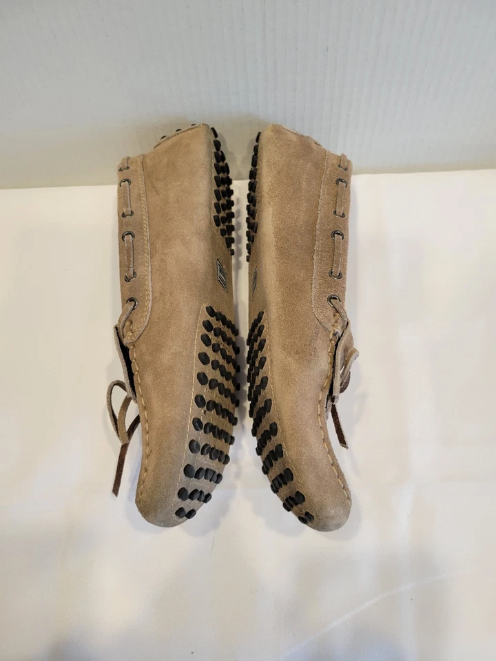 Zapatos para conducir mocasines de gamuza tostados LaCoste para mujer talla 9,5 usados en excelente estado Foto 3 de 4