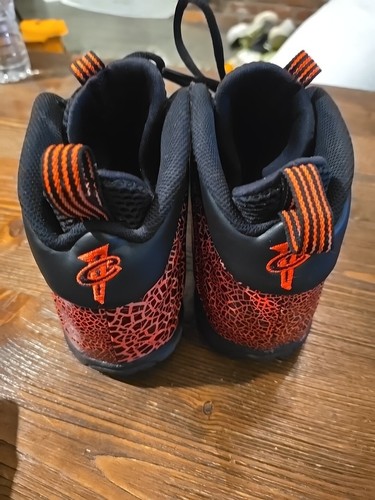 Nike Air Foamposite One Cracked Lava Sneakers Sz 7Y 644791-012 - Picture 4 of 8