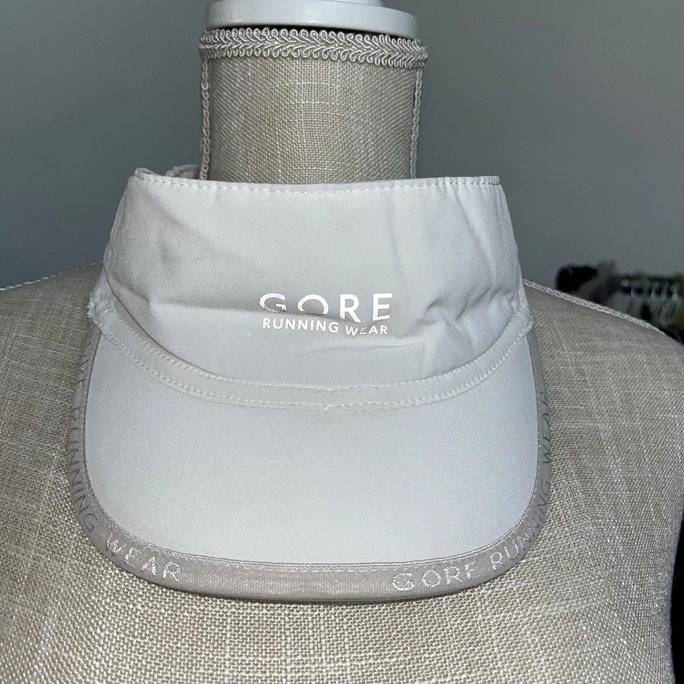 Sombrero visera Gore Running Wear blanco OSFM gancho ligero cierre reflectante Foto 3 de 4