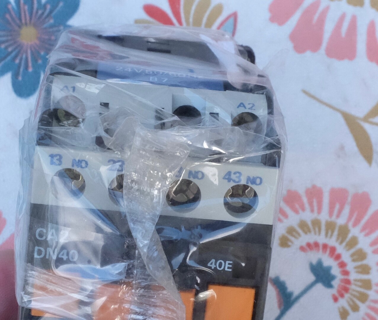 Solution de commutation fiable CA2-DN40B7 pour circuits 24V AC 50/60Hz - 3