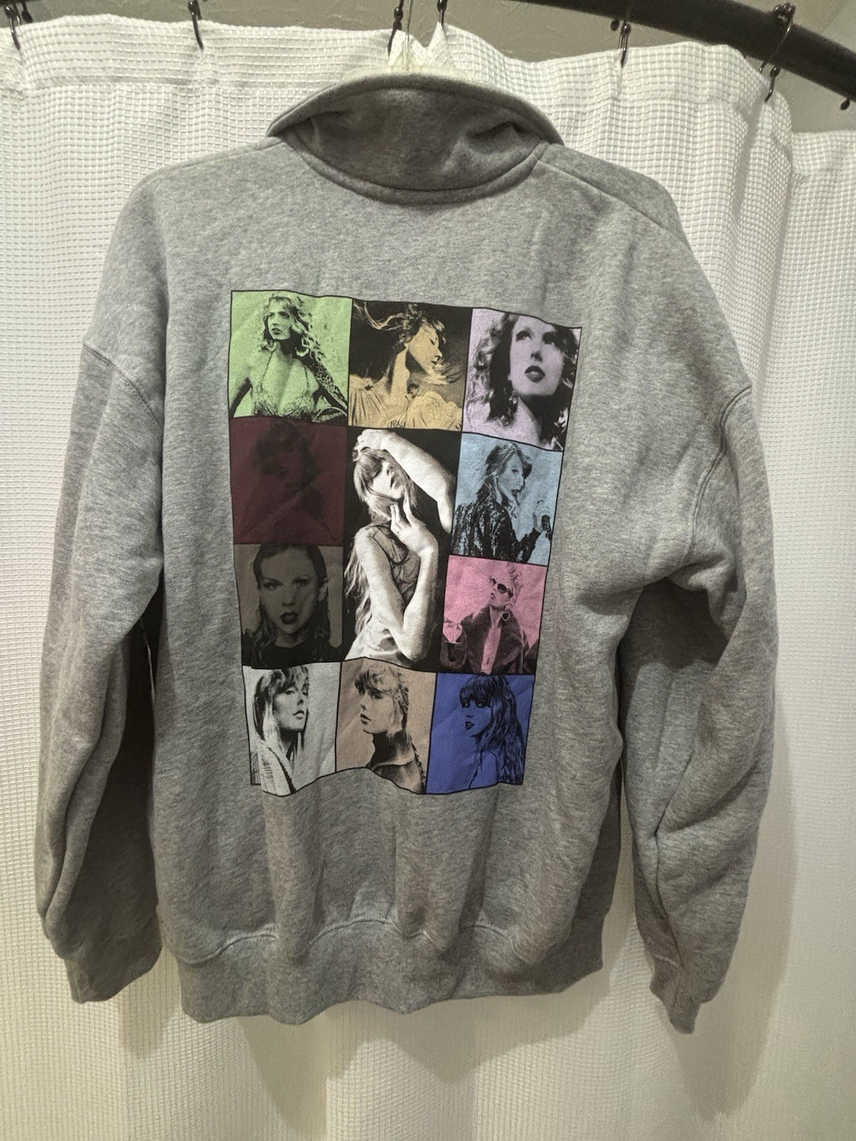 Taylor Swift The Eras Tour Quarter Zip Size XS image 6