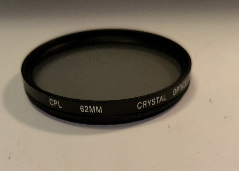 Set Of 2 Crystal Optics 62mm Filters CPL And FLD with carrying case - Image 4 of 4
