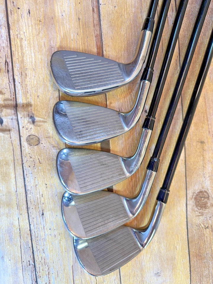 WILSON STAFF D9 RH IRON SET SW, PW, 9, 8, 7, IRON TENSEI GRAPH A FLEX (5 CLUBS) - Image 4 of 4