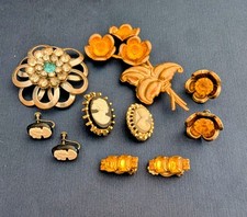 10 Piece Vintage Jewelry