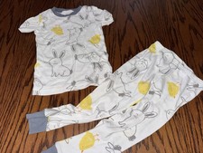 Boys Carters 3T White Easter Pajamas Two Piece Short Sleeve Pants Bunny Chicks