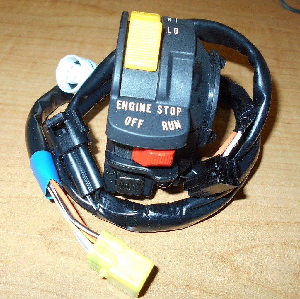 KAWASAKI KFX400 KFX 400 LIGHT,ON/OFF, START BUTTON LEFT SIDE