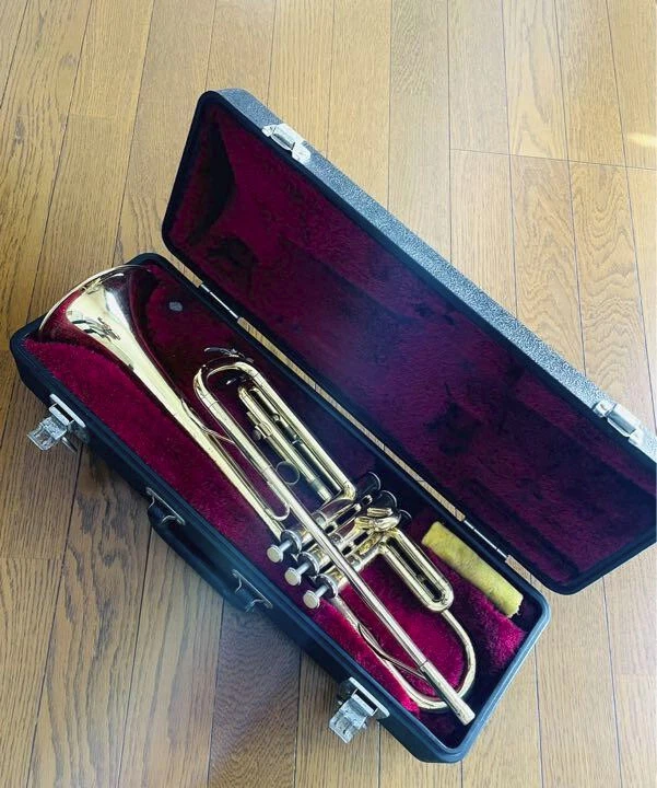 YAMAHA YTR-2310 Trumpet Gold Musical instrument w/HardCase From Japan