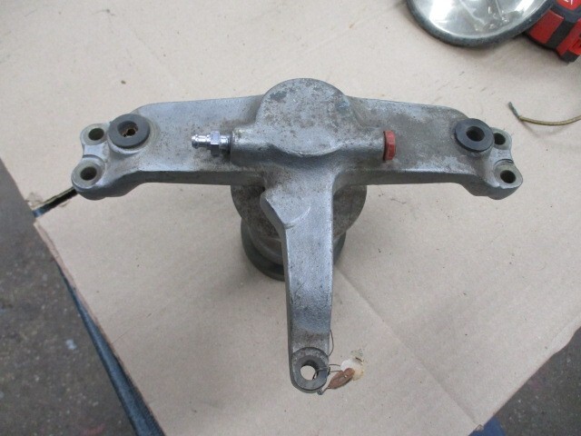 Rolls Royce Silver Shadow/Bentley T - 1965-1976 Front Height Control Ram USED