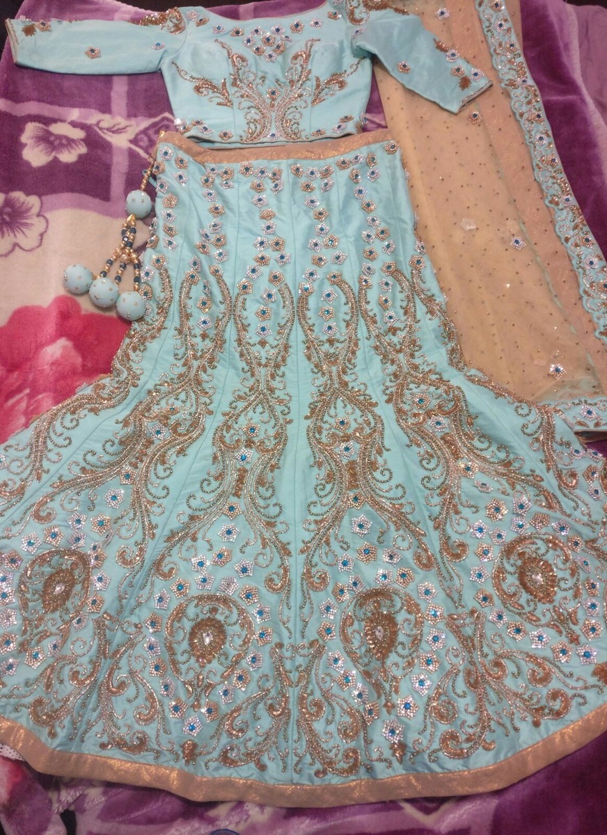 Asian Pakistani Indian bridal dress wedding lehenga valima engagement  lengha