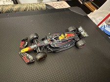 2024 #1 Max Verstappen Oracle Red Bull RB20 Bahrain GP 1/43 Bburago Formula 1 F1