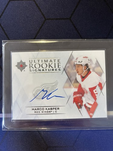 2023-24 Ultimate Collection Ultimate Rookie Signatures - Marco Kasper RC AUTO