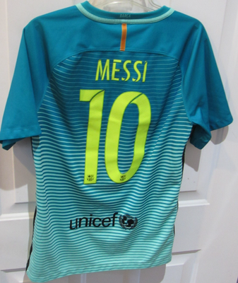 FC Barcelona 2016 / 17 soccer Jersey Nike # 10 Lionel Messi Size