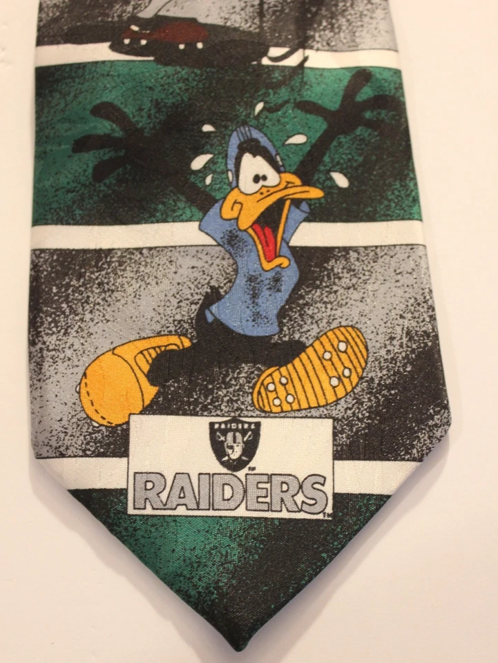 Corbata vintage de los NFL Football Raiders para hombre Looney Tunes NFLP 1993 juego de los 90 Foto 2 de 4