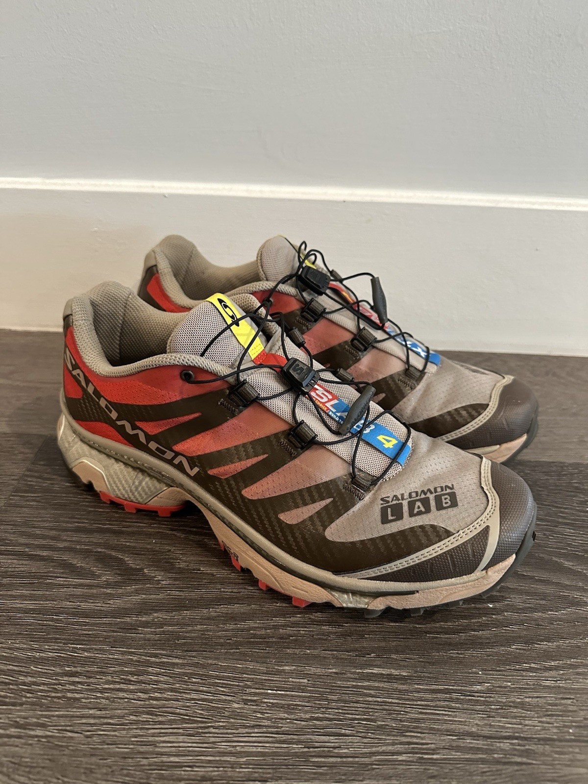 Salomon XT 4 OG Wren Vintage Khaki Aurora Rosso Taglia 11 US