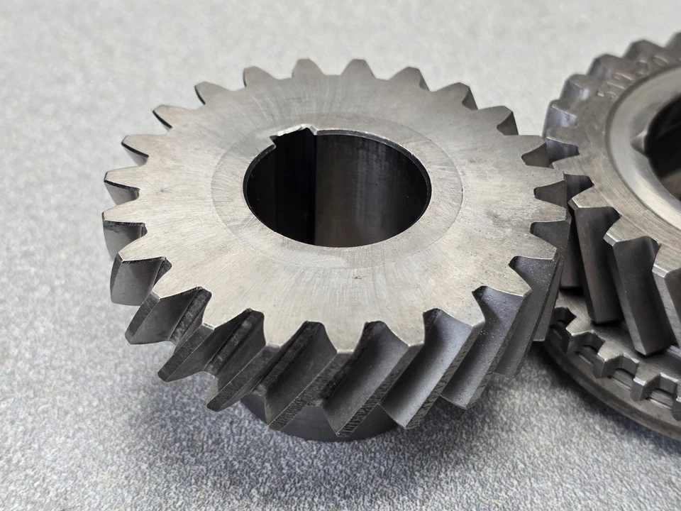 BONITO JUEGO DE ENGRANAJES ORIGINAL USADO PORSCHE 356 356A 23:26 3B 3ª VELOCIDAD 725 #37 Foto 4 de 4