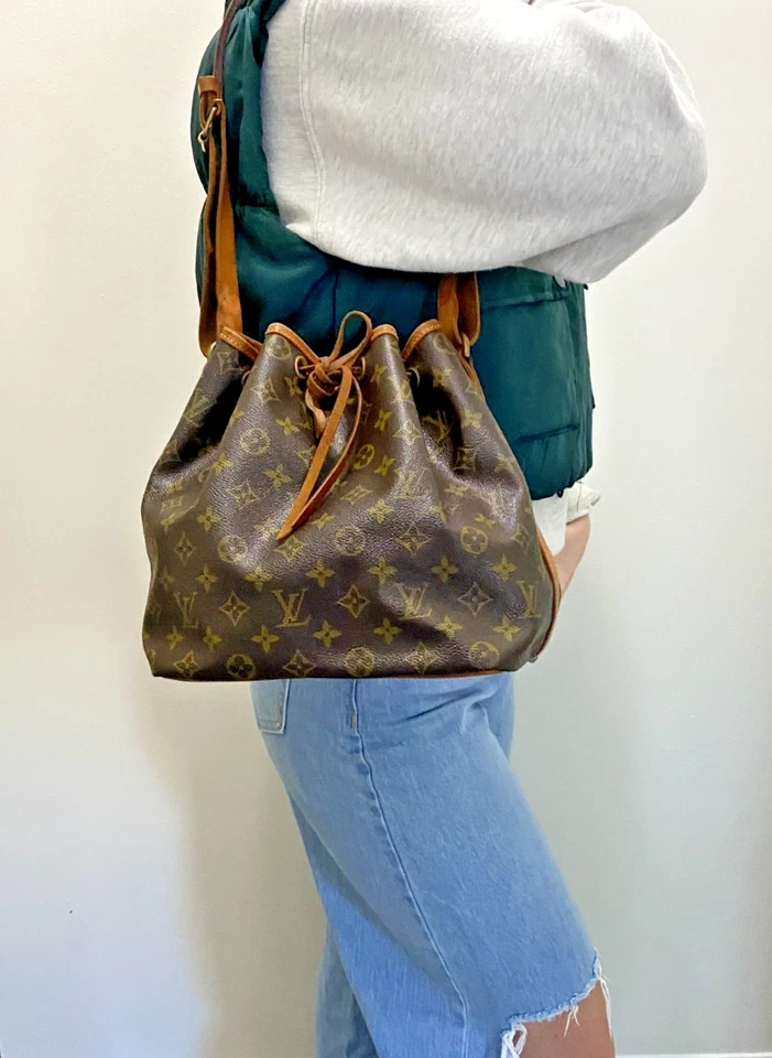 Louis Vuitton Petite Noe Bucket & Drawstring Bag - Image 2 of 4