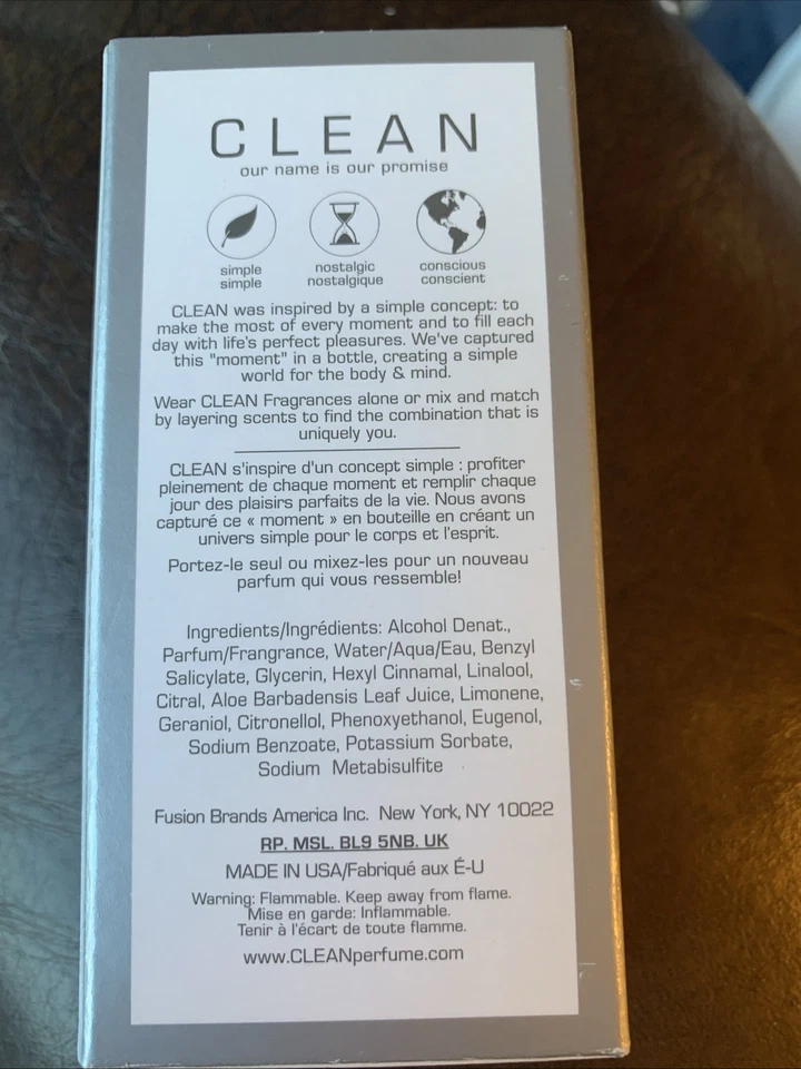 Spray perfume Clean Ultimate 1 oz - aroma descontinuado Foto 3 de 4