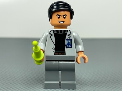 Dr. Wu LEGO Minifigure 75939 Light Gray Jacket Evil Smile Jurassic World Figure