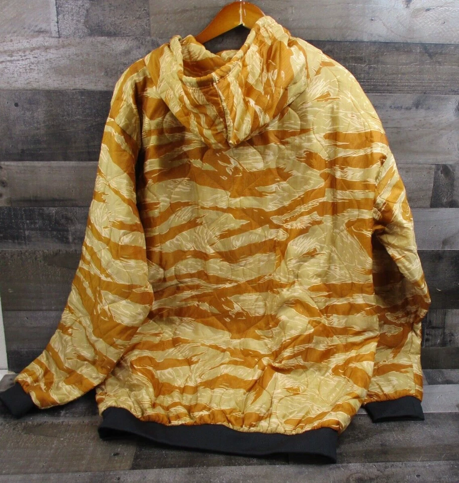 Chaqueta Oficial Zero Foxtrot Contraband Para Hombres XL Naranja Tigre Camuflada Acolchada Puffer Foto 3 de 4