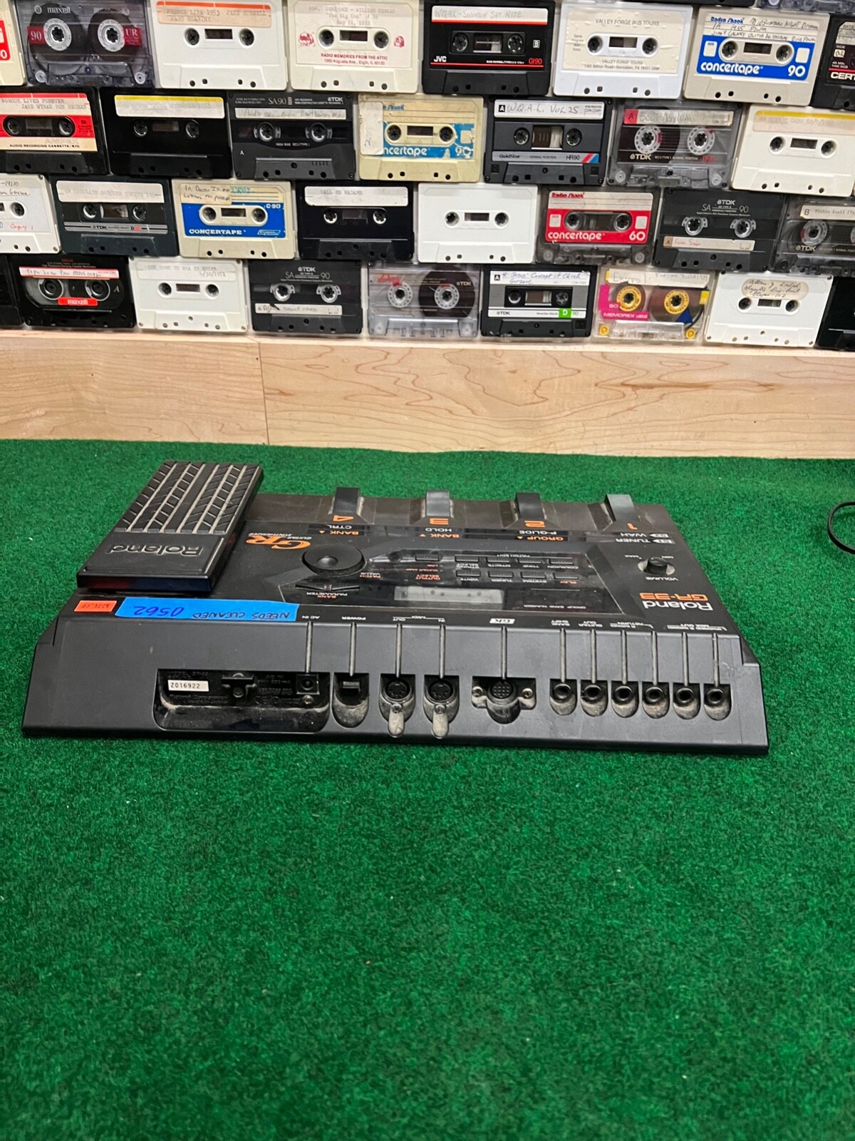 Roland GR33 Guitar Synth Midi Effect Processor Pedal Board eBay