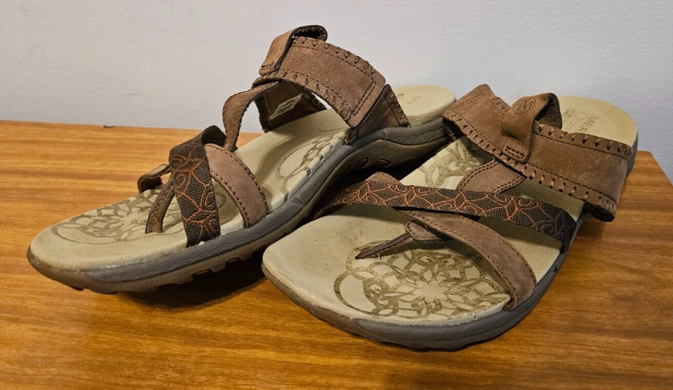 Sandali Merrell Dark Earth in pelle marrone Jacardia da donna taglia 9 con cinturino