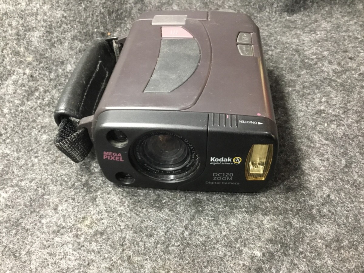 Vtg Kodak Digital Science DC120 Zoom Digital Camera Japan Untested