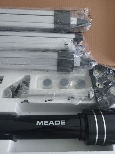 Meade Telestar 60AZ-D Refracting 60mm Aperture Astronomy Telescope with Tripod