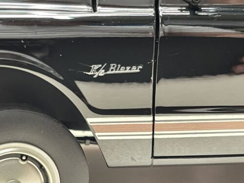 1/18 ACME 1969 Chevrolet K5 Blazer K/5 Black Tom’s garage A1807701TG Serial #076 - Picture 3 of 15