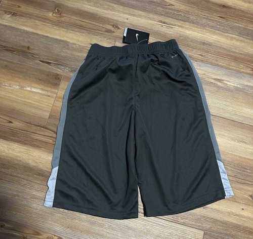 Nike Boy's Dri Fit Training Shorts Gray XL - NWT - Picture 2 of 3
