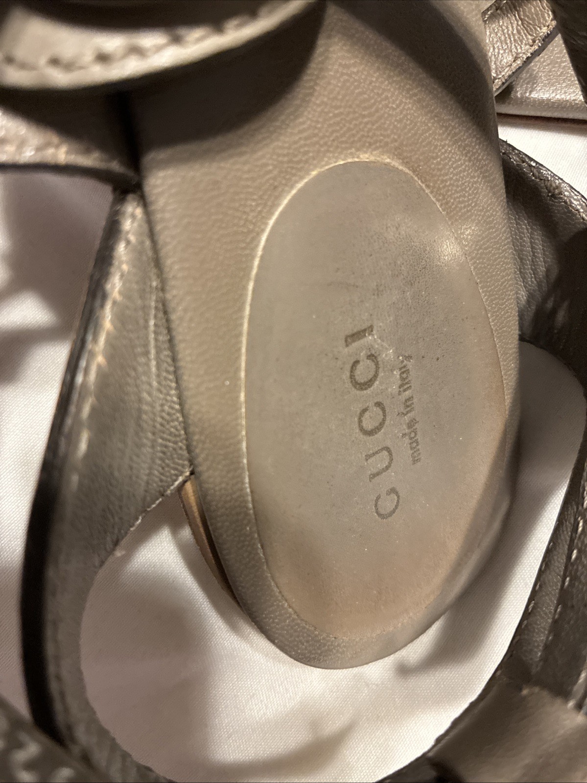 Gucci Authentic Solid Gray Leather Thong Strappy … - image 7