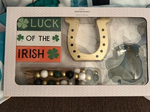 Kirkton House ST PATRICKS DAY  Tray Objects Tier Tray Items