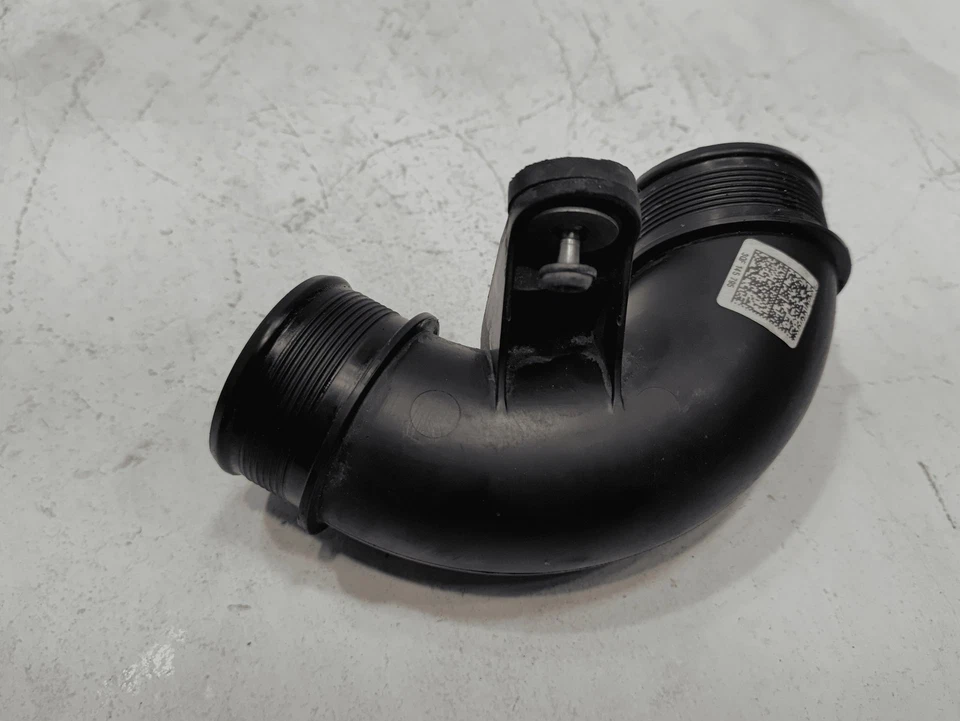 Manguera de tubo de aire intercooler turbocompresor Volkswagen Atlas 2018-2023 OEM Foto 2 de 4