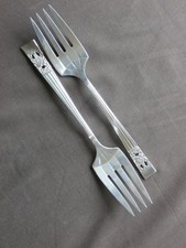 2  x HAMPTON COURT  Community  Serving Forks  - Stamped  - Ex Cond