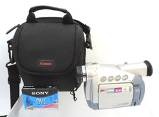 Canon ZR45 MC Digital Video Camcorder with Case / Untested, No Battery