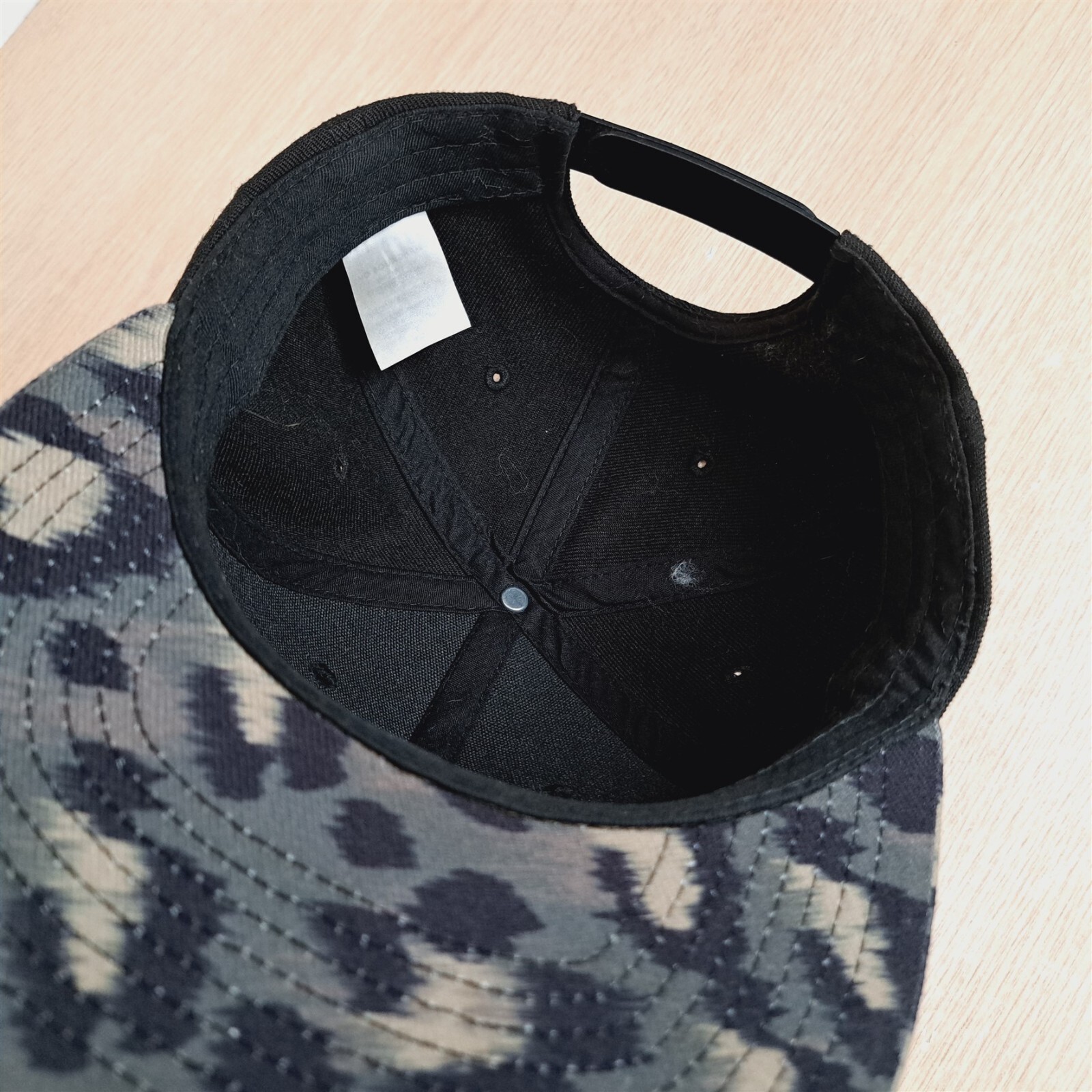 NO BOUNDARIES LEOPARD PRINT ADJUSTABLE SNAPBACK B… - image 15