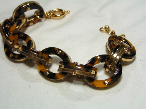 ...J.CREW...Reversible Gold Tone, Lucite Chain Bracelet... - Picture 6 of 7