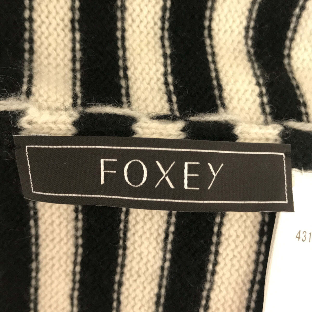 FOXEY Foxy Cardigan 42 Size Stripe 43173 Border White Black FOXEY Foxy Cardigan 42 Size Stripe 43173 Border White Black