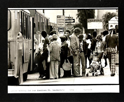 1980 Fort Lauderdale Florida People Wait Bus Stop Baby Stroller VTG Press Photo