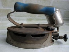 ORIGINAL ANTIQUE 50s - PUMPLESS IRON - ALL BRITISH - HANDI WORKS PTY-LTD  