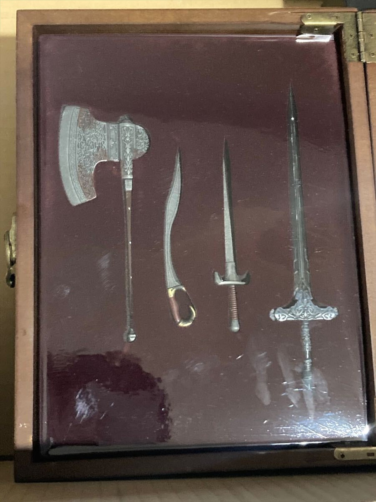 Picture 3 of 10