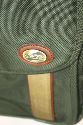 American Tourister Canvas Shoulder/Messenger Bag Shoulder Straps & Side Pockets - Picture 11 of 11