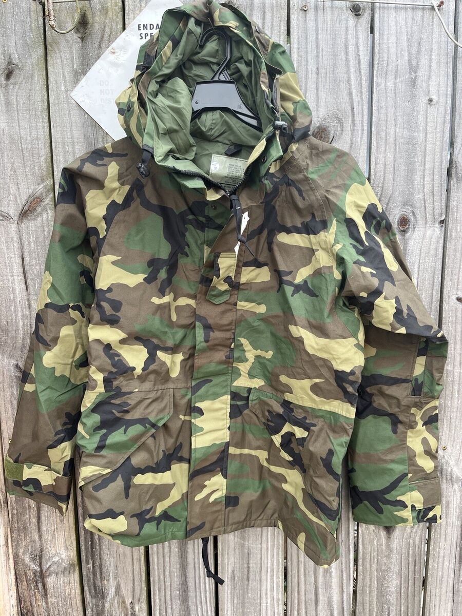USGI M81 Woodland Camo Gore-Tex Parka Jacket Gen 2 ECWCS USGI M81 Woodland Camo Gore-Tex Parka Jacket Gen 2 ECWCS