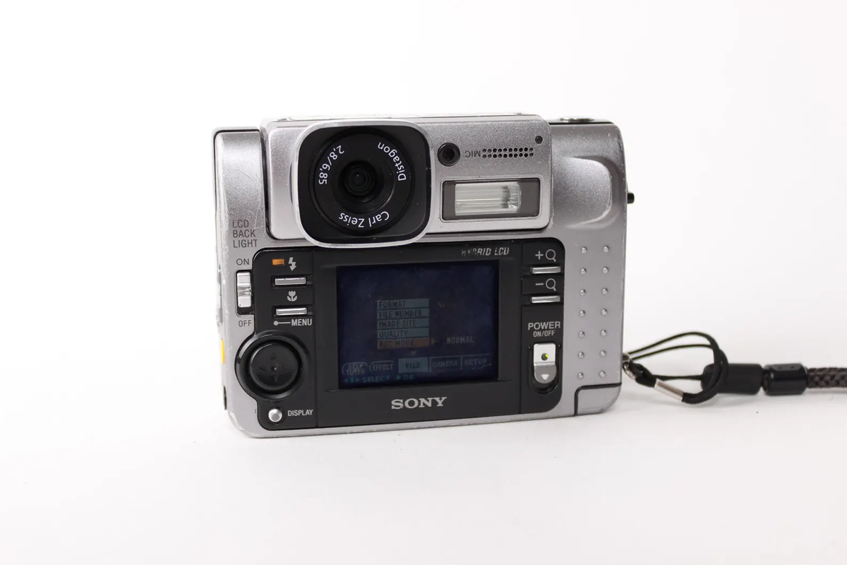 Vintage Sony Cybershot DSC-F55 Digital Camera, Rotating Lens Retro