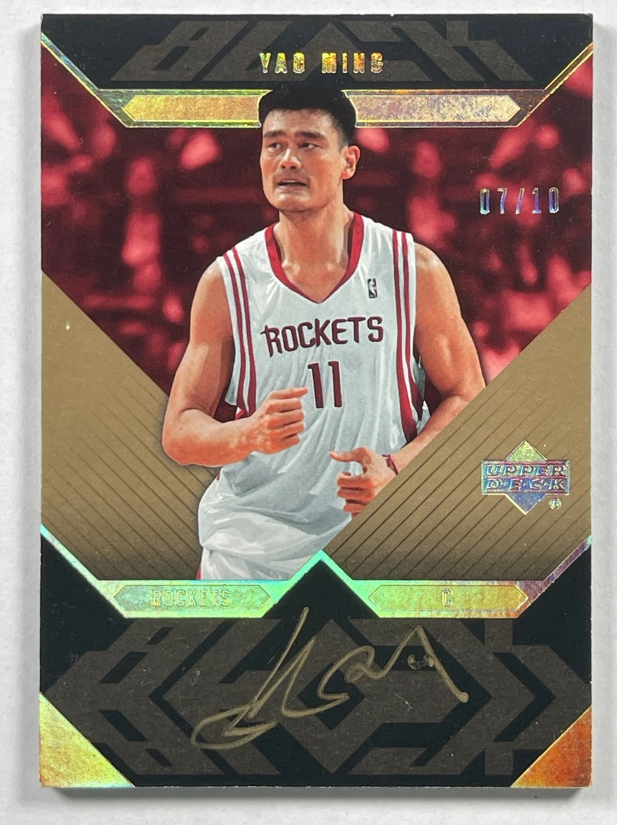 25+ Yao Ming Basketball Autographed Sports Trading Cards