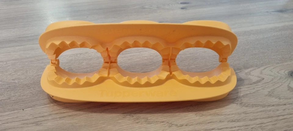 Moule A Chausson Et Raviolis Triple Mini Tupperware Cuisine orange Occasion - Photo 1/1
